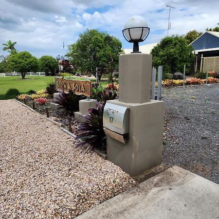 Brom Cottage Mooloolah Luaran gambar