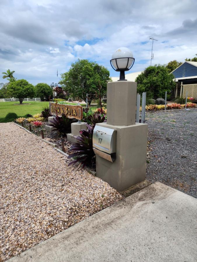 Brom Cottage Mooloolah Luaran gambar